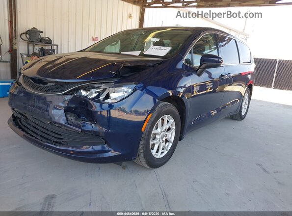 2C4RC1CG5LR243410 2020 CHRYSLER VOYAGER Blue Vista tres cuartos delantera izquierda