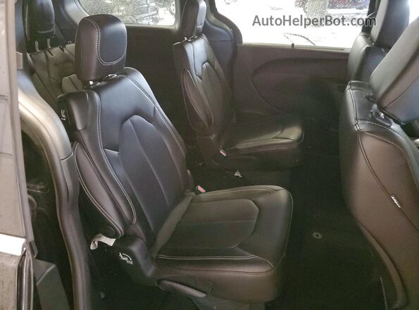 2C4RC1CG5SR525321 2025 CHRYSLER VOYAGER Black Vista interior trasera