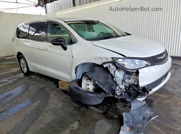 2C4RC1CG7SR534974 2025 CHRYSLER VOYAGER White Przód prawy