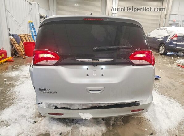 2C4RC1CG8PR549992 2023 CHRYSLER VOYAGER Silver Vista trasera