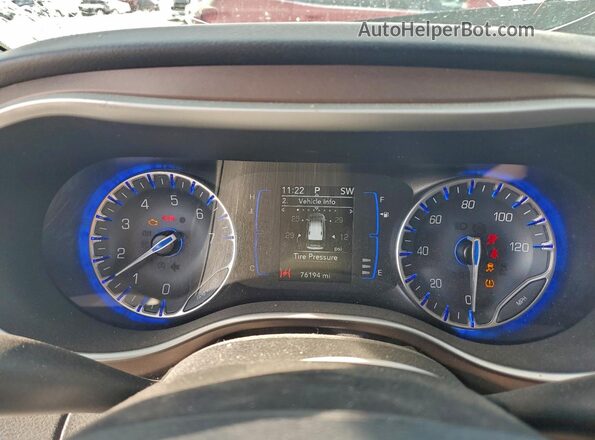 2C4RC1DG1LR265712 2020 CHRYSLER VOYAGER Gray Instrument cluster view