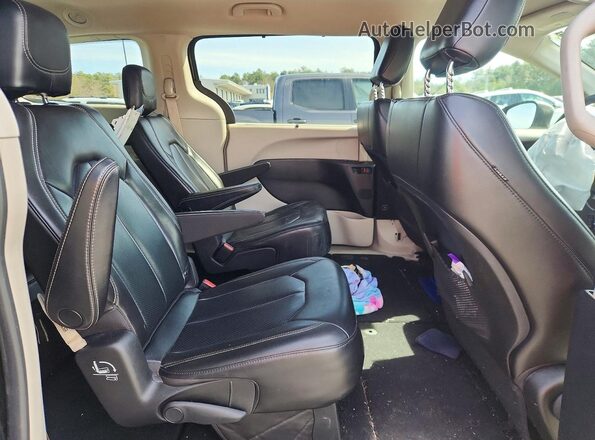 2C4RC1DG2LR261118 2020 CHRYSLER VOYAGER Charcoal უკანა სალონის ხედი