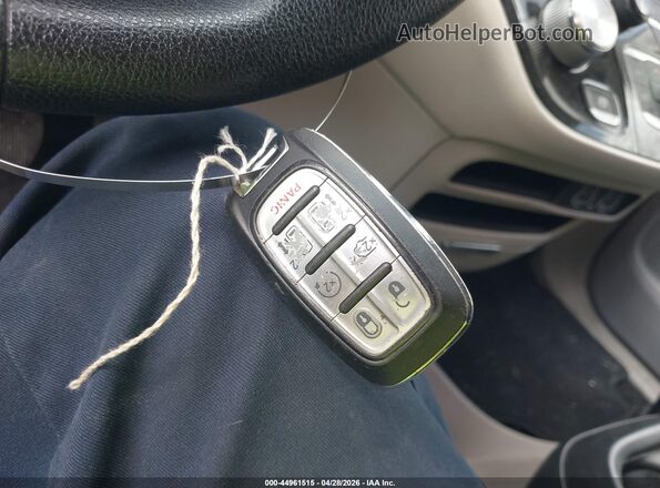 2C4RC1DGXMR513618 2021 CHRYSLER VOYAGER Gray წინა პანელის ხედი