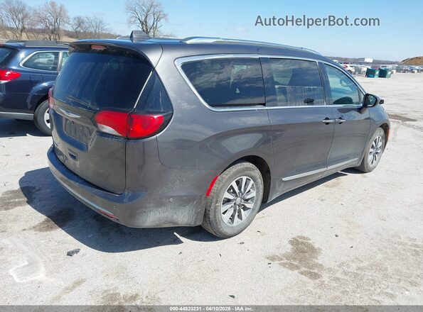 2C4RC1EG5LR127668 2020 CHRYSLER PACIFICA Gray Trasero derecho