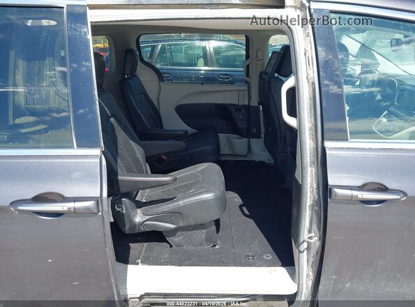 2C4RC1EG5LR127668 2020 CHRYSLER PACIFICA Gray Vista de la etiqueta del VIN