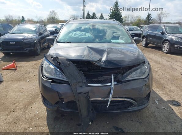 2C4RC1EGXJR352133 2018 CHRYSLER PACIFICA Gray Widok zestawu wskaźników