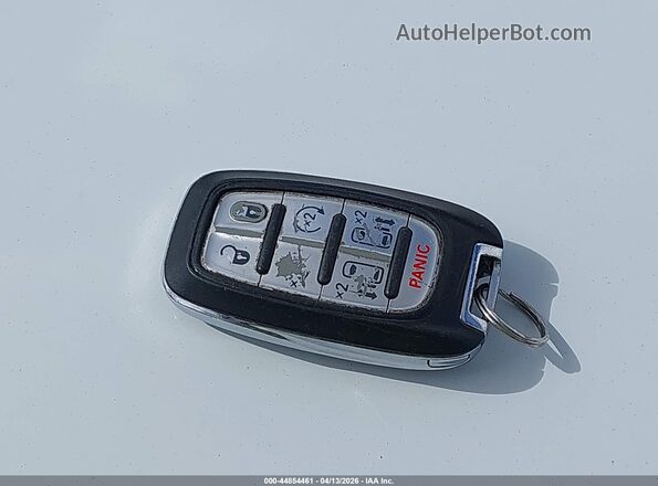 2C4RC1FG2MR608123 2021 CHRYSLER PACIFICA Gray Widok deski rozdzielczej