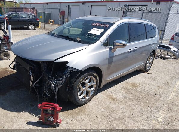 2C4RC1GG1JR251978 2018 CHRYSLER PACIFICA Silver Առջևի ձախ երեք քառորդ տեսարան