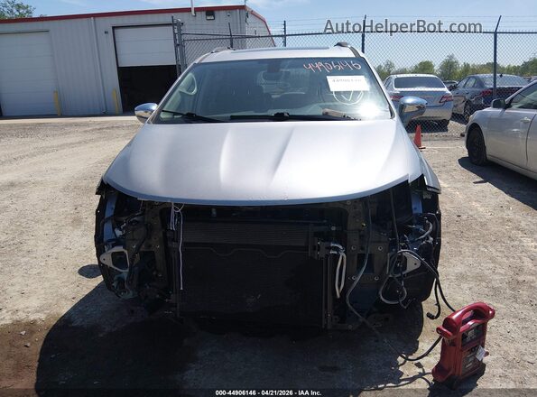 2C4RC1GG1JR251978 2018 CHRYSLER PACIFICA Silver Սալոնի հետևի տեսք