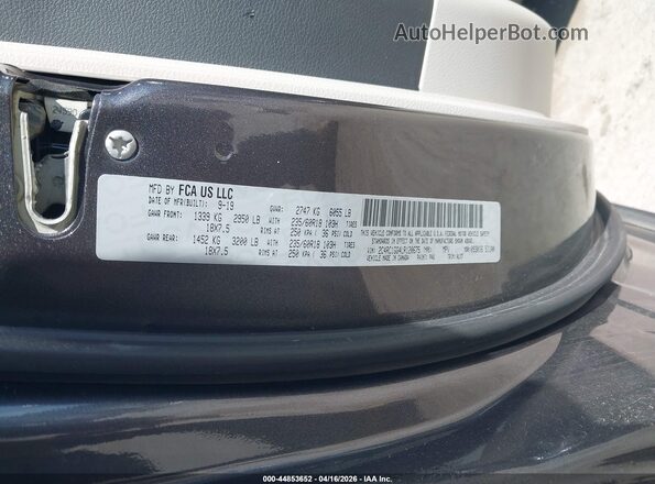 2C4RC1GG4LR120675 2020 CHRYSLER PACIFICA Gray ძრავის განყოფილების ხედი