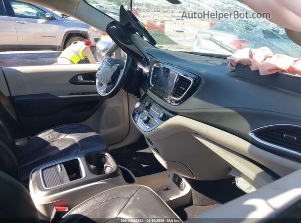 2C4RC1GG4LR120675 2020 CHRYSLER PACIFICA Gray წინა სალონის ხედი
