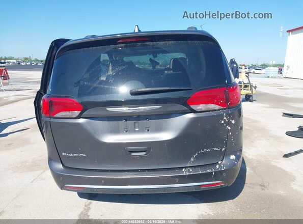 2C4RC1GG4LR120675 2020 CHRYSLER PACIFICA Gray 