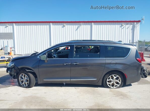 2C4RC1GG4LR120675 2020 CHRYSLER PACIFICA Gray 