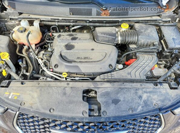 2C4RC1GG4PR540751 2023 CHRYSLER PACIFICA Gray Vista del compartimento del motor