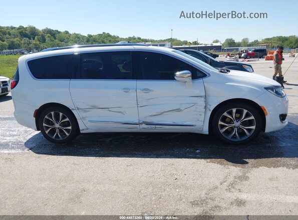 2C4RC1GG7JR131568 2018 CHRYSLER PACIFICA White უკანა სალონის ხედი