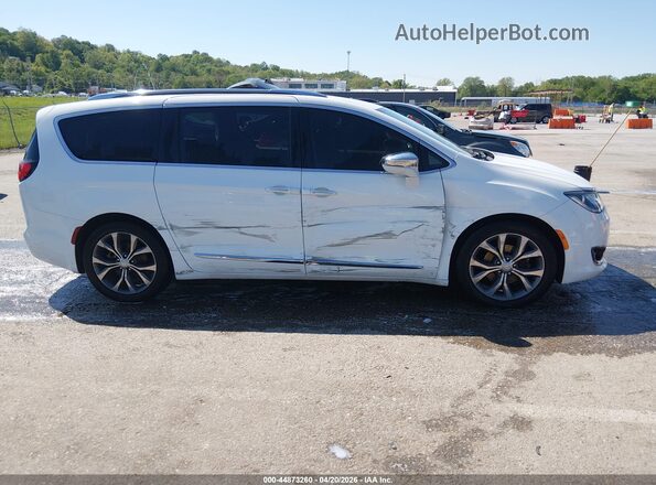 2C4RC1GG7JR131568 2018 CHRYSLER PACIFICA White წინა ხედი