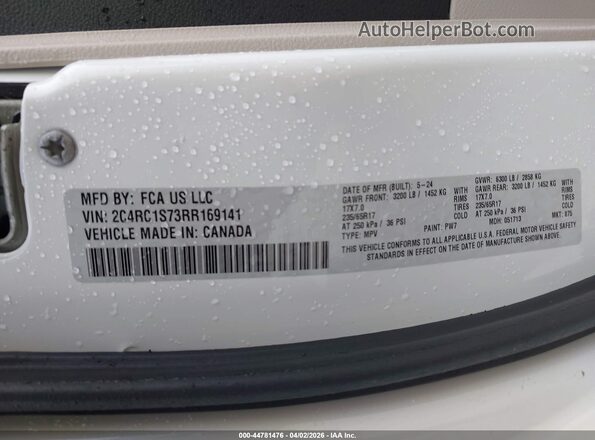 2C4RC1S73RR169141 2024 CHRYSLER PACIFICA White Engine compartment view