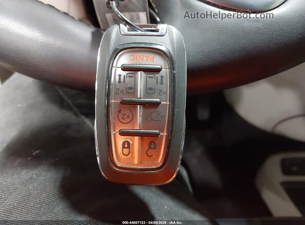 2C4RC1S77RR188467 2024 CHRYSLER PACIFICA Черный Вид панели приборов
