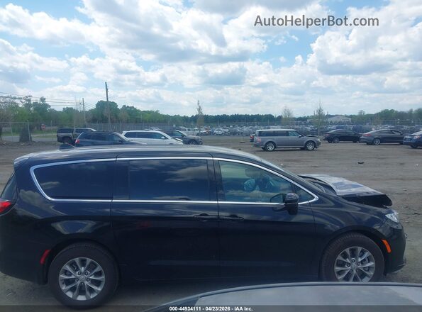 2C4RC3BG9TR199716 2026 CHRYSLER PACIFICA Black Вид задньої частини салону