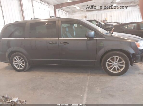 2C4RDGCG9LR201354 2020 DODGE GRAND CARAVAN Gray Rear interior view