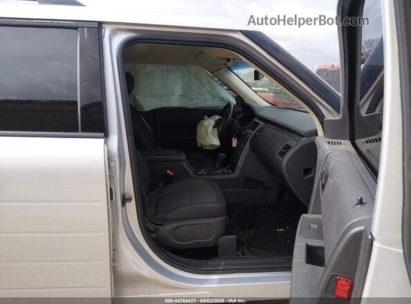 2FMGK5B80JBA19085 2018 FORD FLEX Silver Front interior view