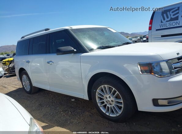 2FMGK5C82KBA39337 2019 FORD FLEX Белый Вид задней части салона