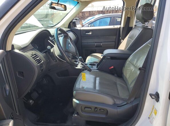 2FMGK5C87GBA20113 2016 FORD FLEX White Вид салону спереду