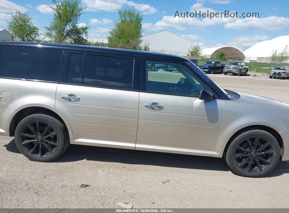 2FMGK5C88HBA09042 2017 FORD FLEX Gold Rear interior view