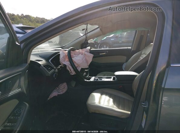 2FMPK3J97MBA45606 2021 FORD EDGE Gray Front interior view