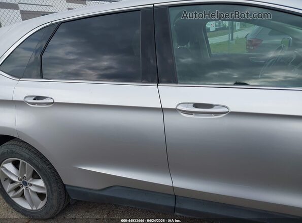 2FMPK3J9XJBB96080 2018 FORD EDGE Silver 360 interior view