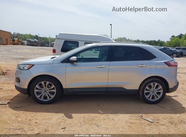 2FMPK3K92KBC27922 2019 FORD EDGE Silver Widok wnętrza 360 stopni