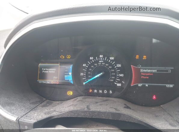 2FMPK3K9XJBB44575 2018 FORD EDGE Gray Widok tylnych siedzeń