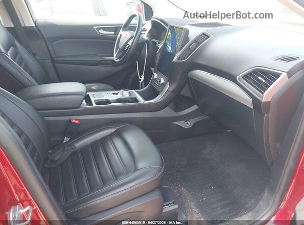 2FMPK4J90MBA48983 2021 FORD EDGE Red Widok wnętrza z przodu