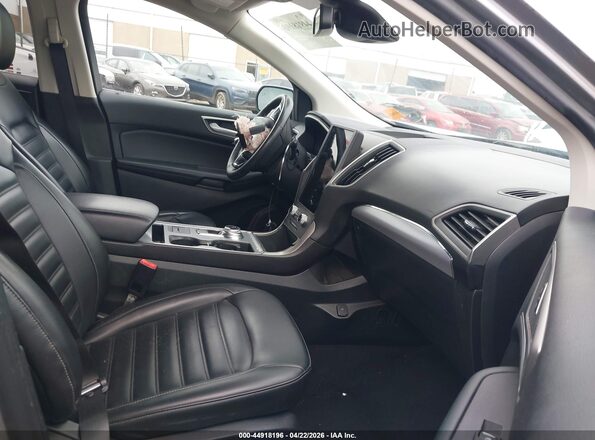 2FMPK4J96MBA09301 2021 FORD EDGE Silver Front interior view