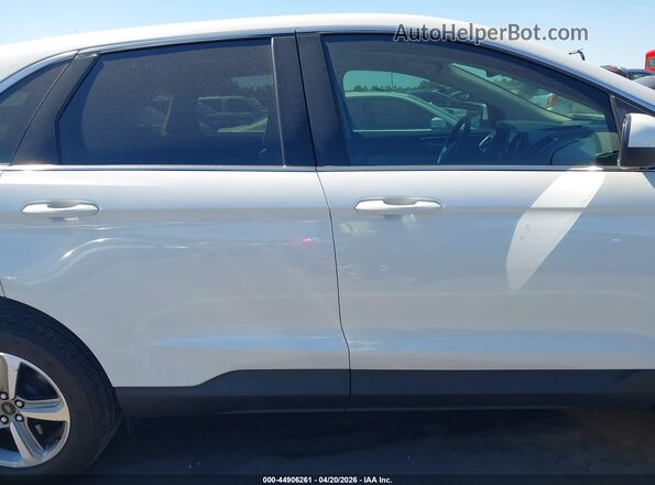2FMPK4J96RBB15318 2024 FORD EDGE White Rear interior view