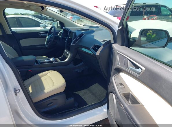 2FMPK4J96RBB15318 2024 FORD EDGE White Front interior view
