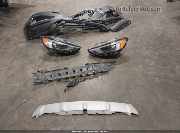 2FMPK4J97RBB21774 2024 FORD EDGE Gray Widok zestawu wskaźników