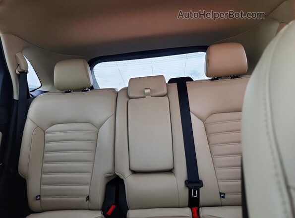2FMPK4J99PBA48887 2023 FORD EDGE Red Widok tylnych siedzeń