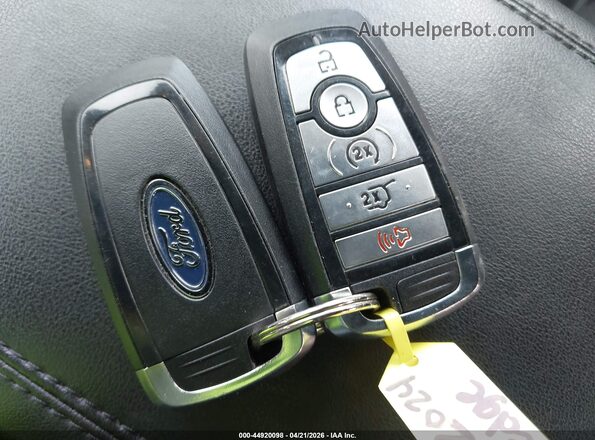 2FMPK4J9XRBA27386 2024 FORD EDGE Gray Vista del salpicadero