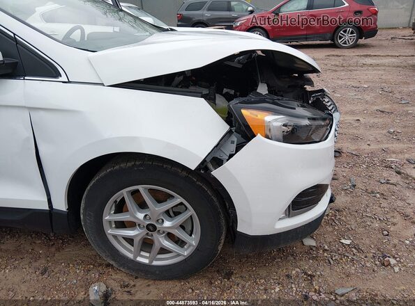 2FMPK4J9XRBA35097 2024 FORD EDGE White Vista frontal