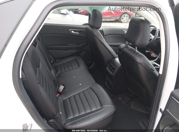 2FMPK4J9XRBA35097 2024 FORD EDGE White Vista de la etiqueta del VIN