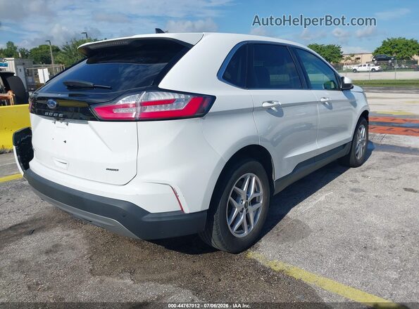 2FMPK4J9XRBA79326 2024 FORD EDGE White Հետևի աջ