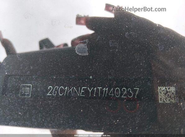 2GC1KNEY1T1140237 2026 CHEVROLET SILVERADO White Շարժիչի բաժամունքի տեսք