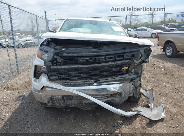 2GCUDAED8R1258050 2024 CHEVROLET SILVERADO White Widok z przodu