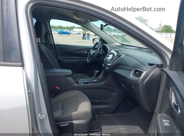 2GNAXKEX0J6348771 2018 CHEVROLET EQUINOX Silver წინა სალონის ხედი