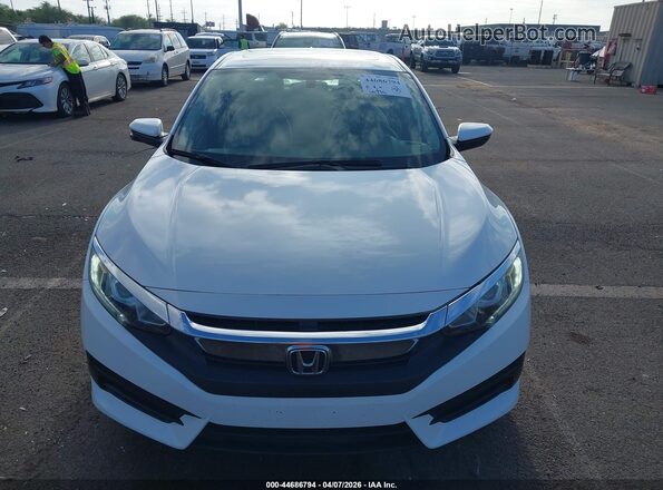 2HGFC2F77JH573347 2018 HONDA CIVIC White Вид спереду