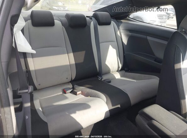 2HGFC4B04HH311980 2017 HONDA CIVIC Gray Вид наклейки з VIN-кодом