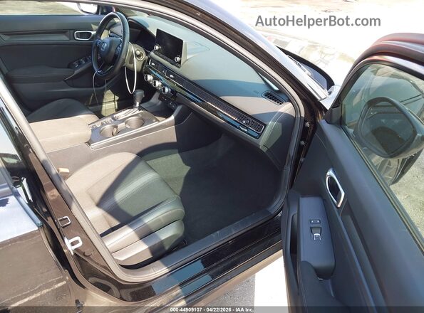2HGFE2F54RH508699 2024 HONDA CIVIC Black Вид салону спереду