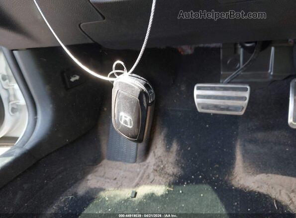 2HGFE2F55NH521293 2022 HONDA CIVIC White Widok deski rozdzielczej