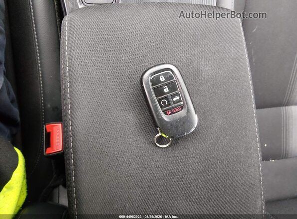 2HGFE2F57RH569111 2024 HONDA CIVIC Silver Առջևի վահանակի տեսք